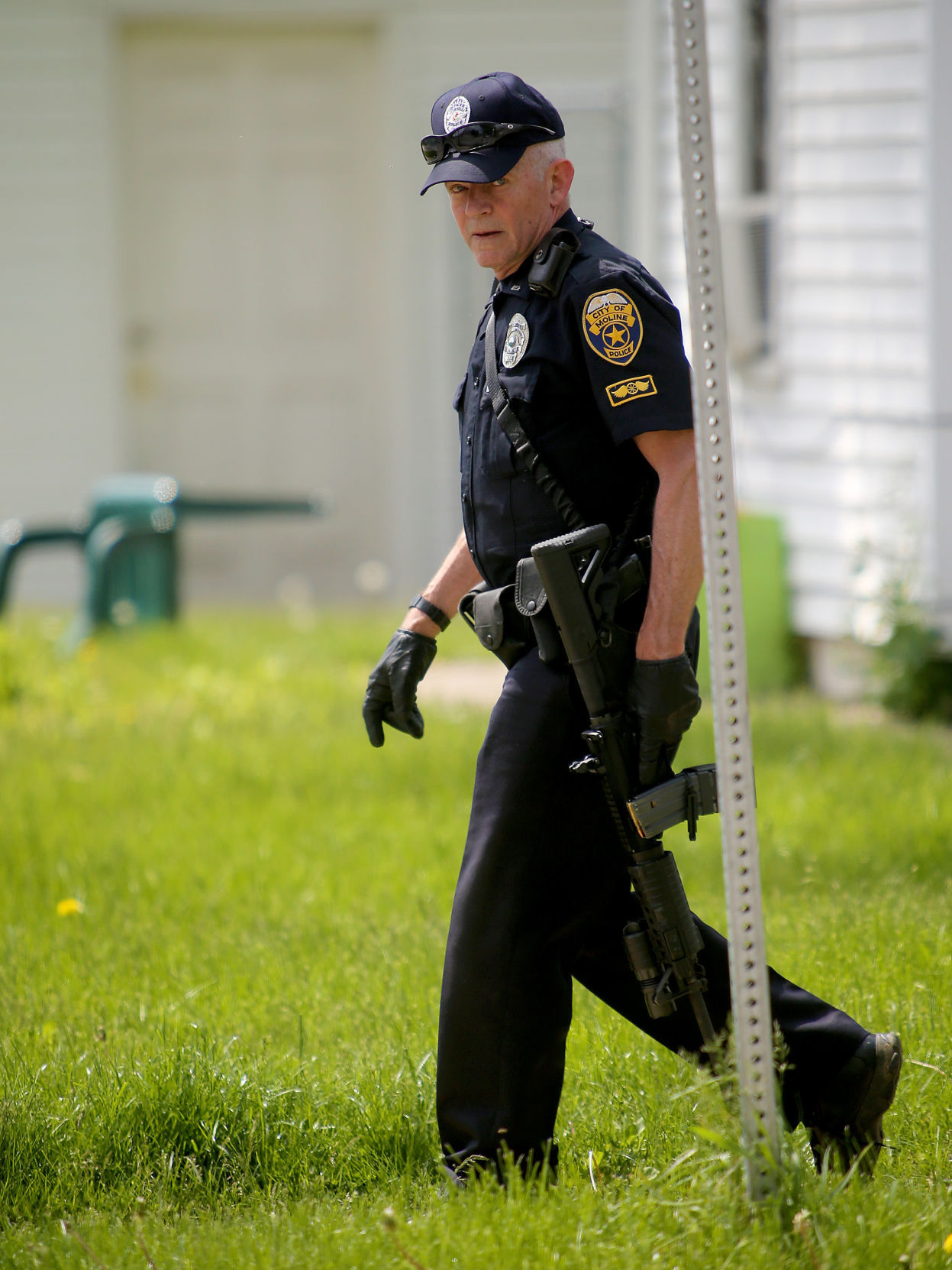 Outtakes: Moline police officer